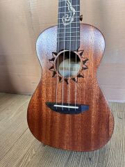 MERCURY UKULELE CONCERT MAUN YILDIZLI
